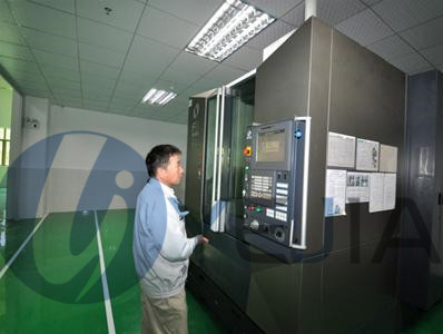 太阳集团光电精密模具设备