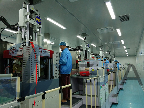 太阳集团光电10万级无尘生产车间